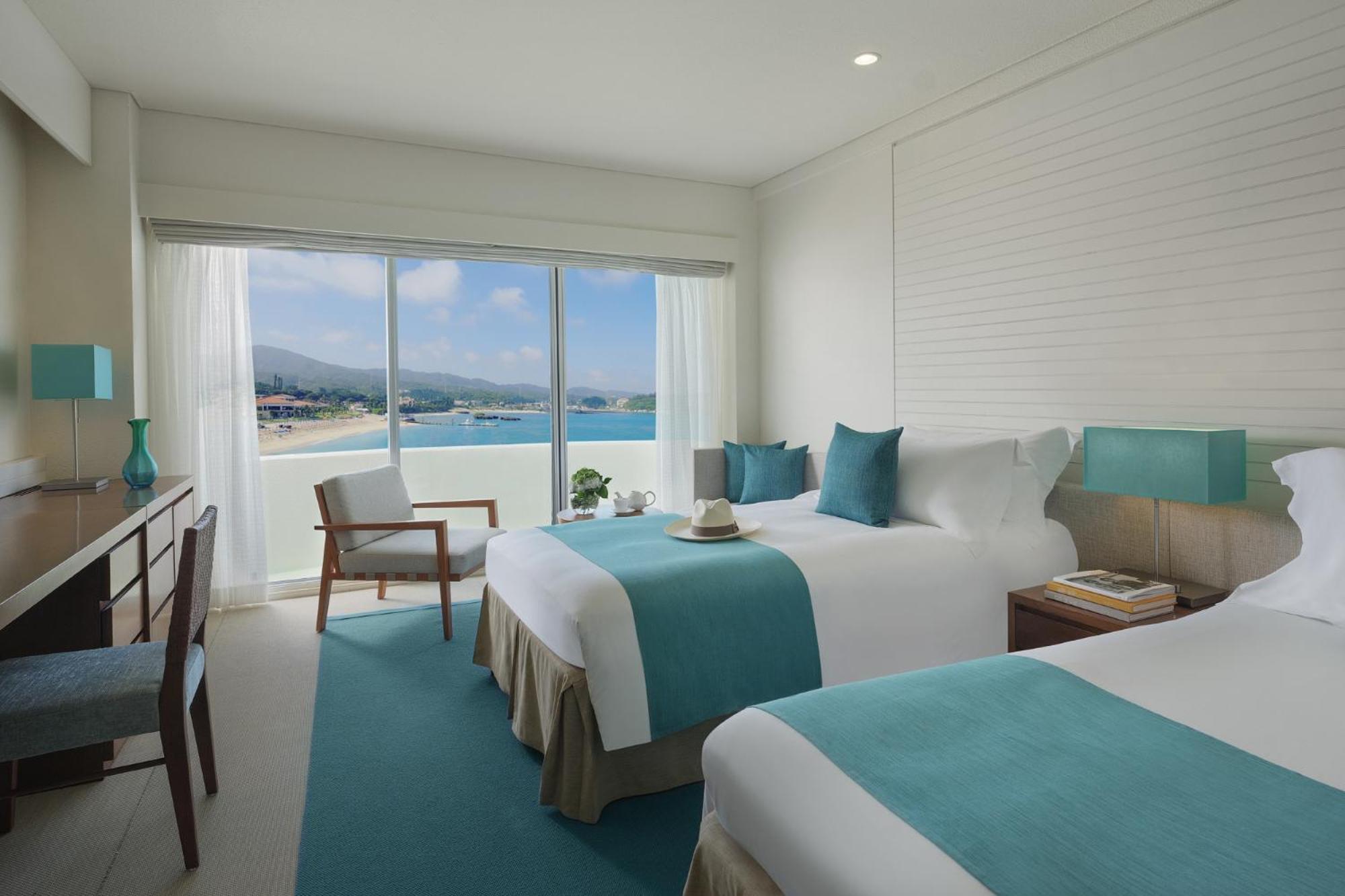 Ana Intercontinental Manza Beach Resort By Ihg Onna Exterior photo